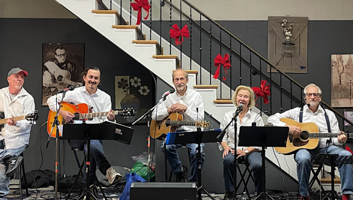 Streaming Tuesdays presents Circle Round the Sun