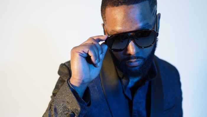 D'Nell Hendrix & The Klimax Band live at Mel's - 7:00p