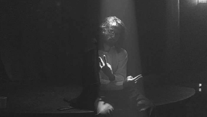 Benny Woodard, Sean Decker, Dirt, Rita Castagna