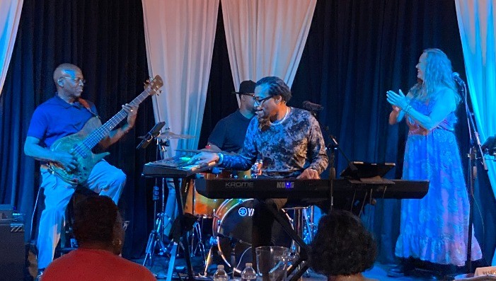 Keyboardist Tyris Washington and Friends w/Shana Blake - 9:15p
