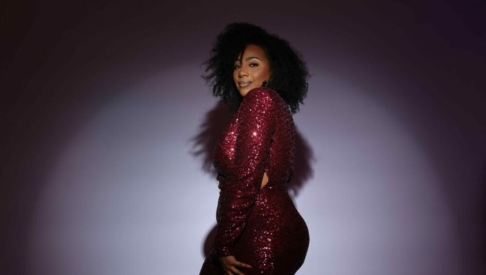 Persona Bell: All I Want for Christmas, Songs Inspired by Mariah Carey - 7p