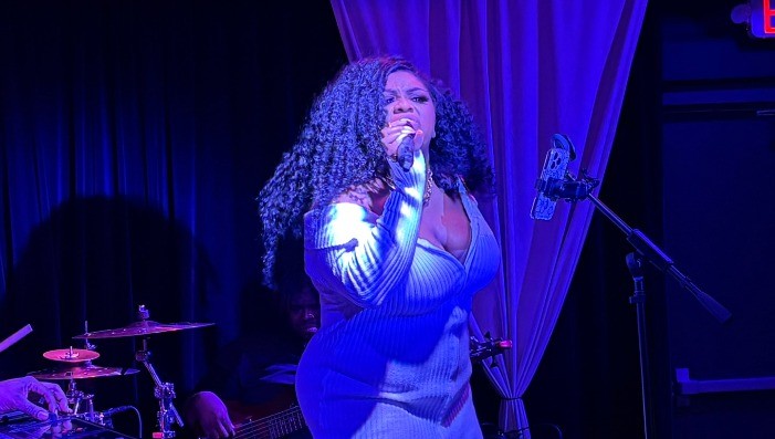 Songstress Chéla-Julie: Natural Woman, The Embodiment of Soul - 7:00p