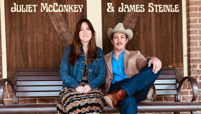 Juliet McConkey & James Steinle: Home for the Holidays