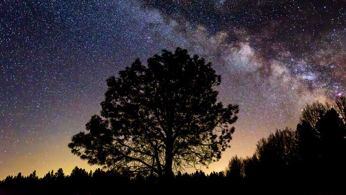 IN A LANDSCAPE Dark Sky: Summer Lake Hot Springs