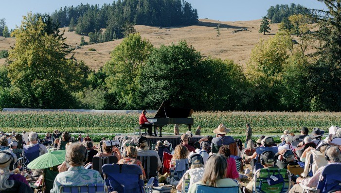 IN A LANDSCAPE:  Valley Flora Farm