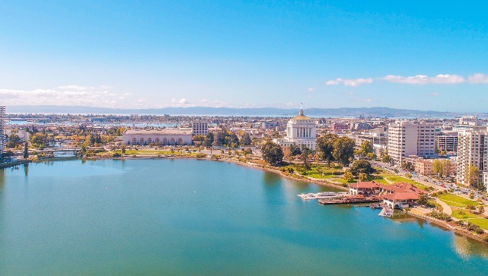 Lake Merritt Walking Hang