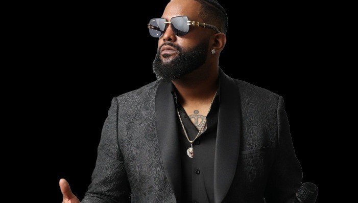 A Special First Friday with Vocalist D'Nell Hendrix: Tap & Vine after Dark