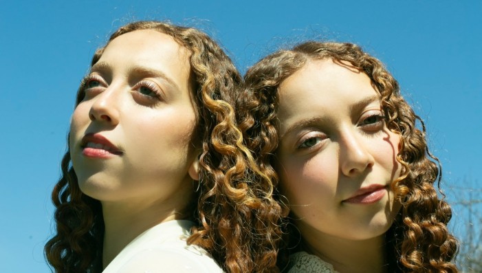 Toni Huegel / Arianna Barricelli / Ruby & Sasha / Jay Rosie