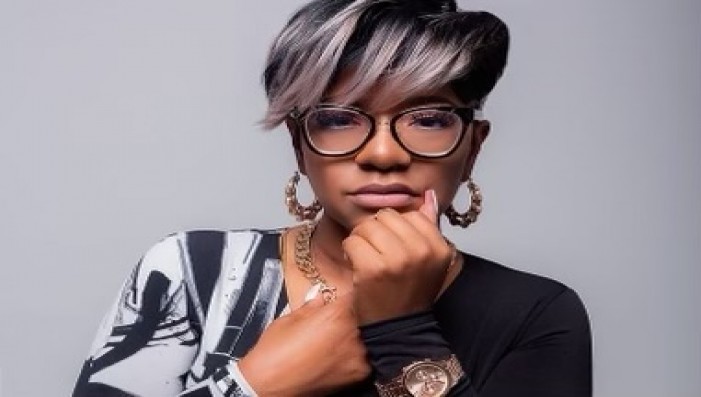 Shemaine & Crimson Soul at Mel's at Rozzelles Ferry Landing