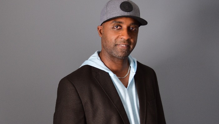 Singer, Songwriter, Performer Ken Gober, Back in Stride Again!